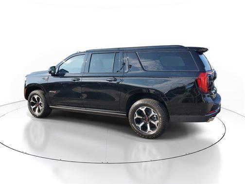 2025 GMC Yukon XL 4WD AT4