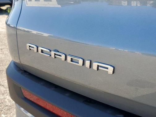 2025 GMC Acadia FWD Elevation