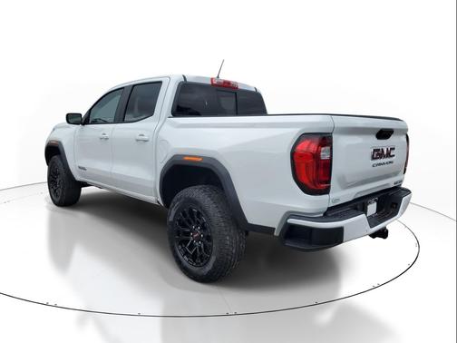 Summit White 2026 GMC Canyon Elevation