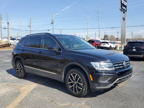 2021 Volkswagen Tiguan 2.0T SE R-Line Black