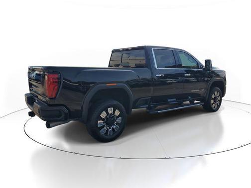 2024 GMC Sierra 2500 Denali