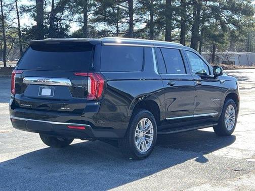 2024 GMC Yukon XL SLT