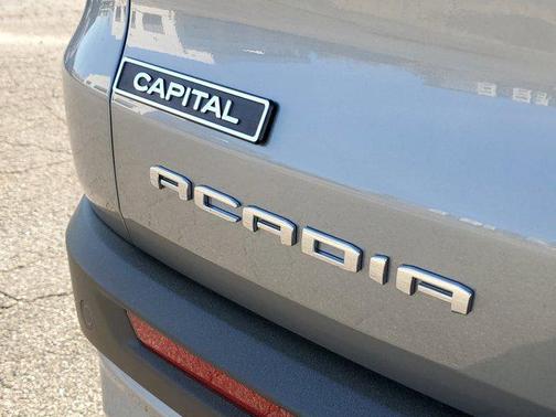 2025 GMC Acadia FWD Elevation