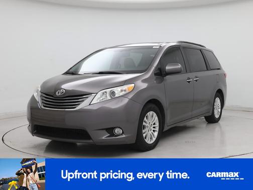 Gray 2017 Toyota Sienna XLE Premium