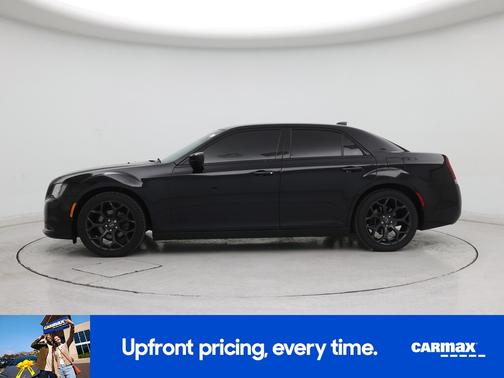 2019 Chrysler 300 Touring