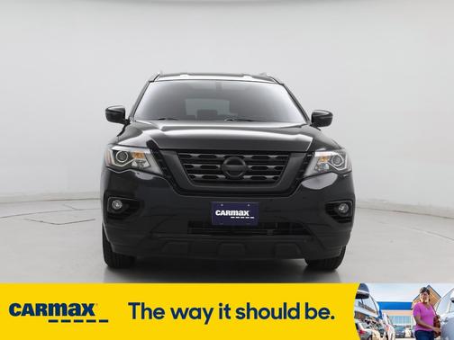 2020 Nissan Pathfinder SV