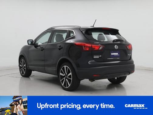 Black 2017 Nissan Rogue Sport SL