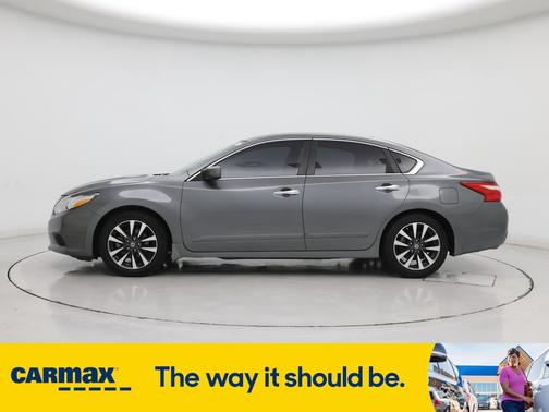 2016 Nissan Altima SV