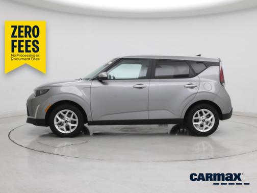 Gray 2025 Kia Soul LX