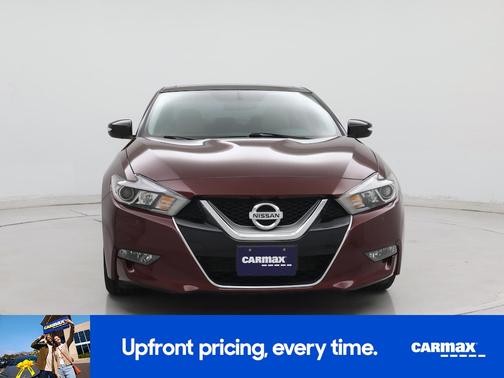 Red 2016 Nissan Maxima SL