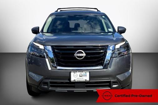 2023 Nissan Pathfinder SV