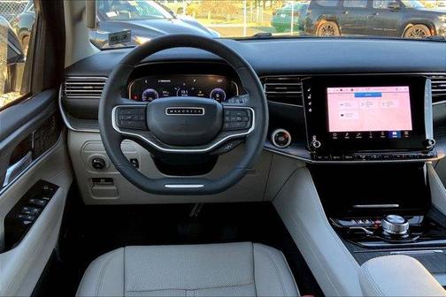2023 Jeep Wagoneer Series II