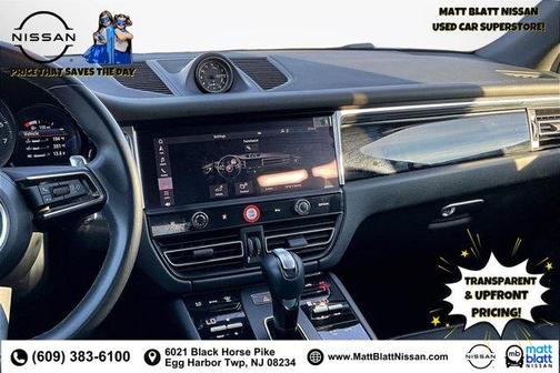 2023 Porsche Macan Base