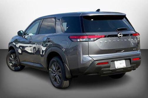 2025 Nissan Pathfinder S