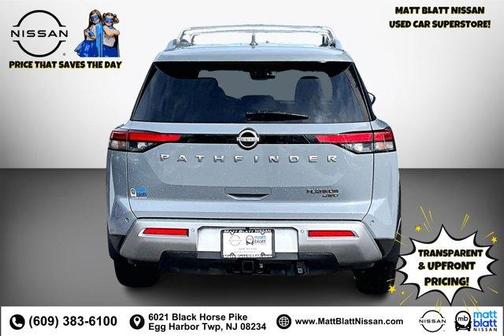 2025 Nissan Pathfinder Platinum