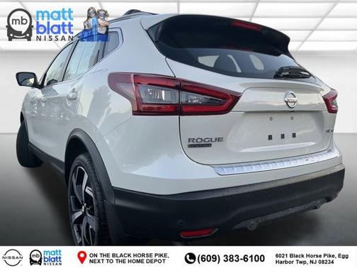 2022 Nissan Rogue Sport SL