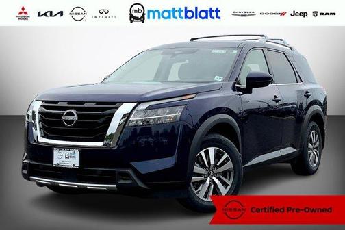 2023 Nissan Pathfinder SL