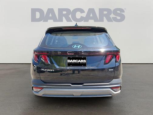 Phantom Black 2025 Hyundai TUCSON SE