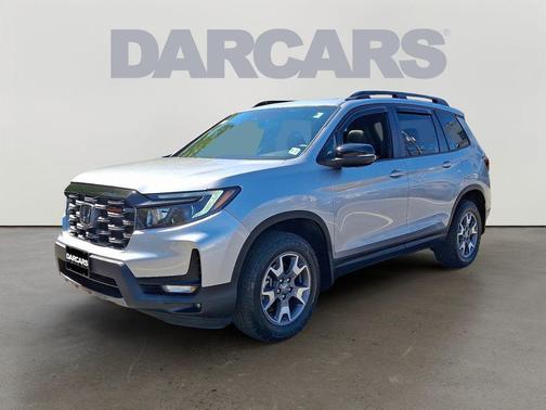 Lunar Silver Metallic 2022 Honda Passport AWD TrailSport
