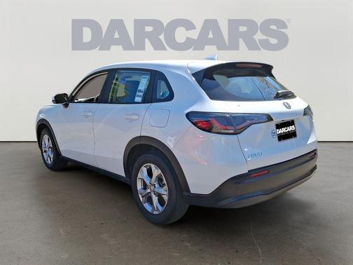 Platinum White Pearl 2024 Honda HR-V LX