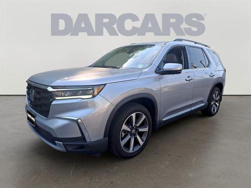 Lunar Silver Metallic 2025 Honda Pilot Elite