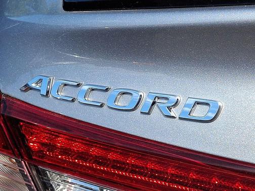 Lunar Silver Metallic 2022 Honda Accord Sport SE 1.5T