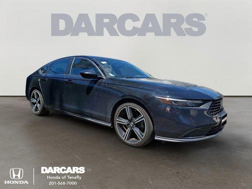 Crystal Black Pearl 2023 Honda Accord Hybrid Sport