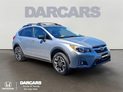 Ice Silver Metallic 2016 Subaru Crosstrek 2.0i