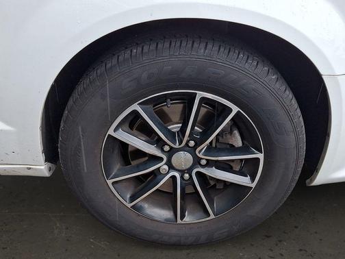 White Knuckle Clearcoat 2018 Dodge Grand Caravan SXT