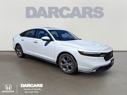 Platinum White Pearl 2023 Honda Accord EX