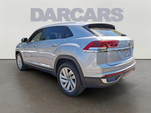 Silver Metallic 2021 Volkswagen Atlas Cross Sport 2.0T SE w/Technology 4MOTION