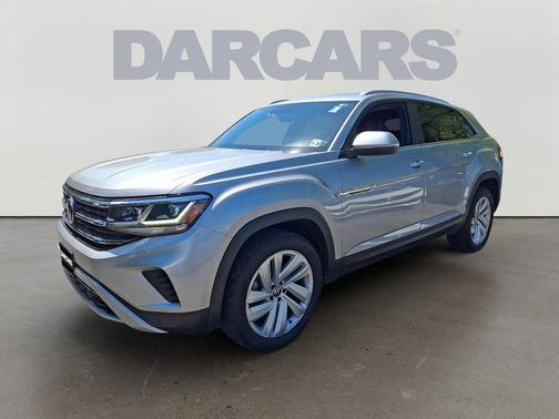 Silver Metallic 2021 Volkswagen Atlas Cross Sport 2.0T SE w/Technology 4MOTION
