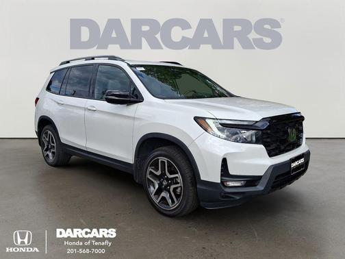 Platinum White Pearl 2022 Honda Passport AWD Elite