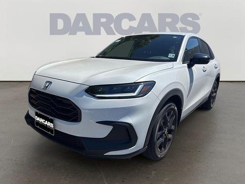 Platinum White Pearl 2024 Honda HR-V Sport