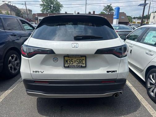 Platinum White 2024 Honda HR-V Sport