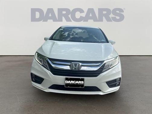 White Diamond Pearl 2018 Honda Odyssey EX-L