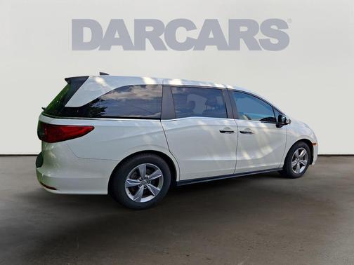 White Diamond Pearl 2018 Honda Odyssey EX-L