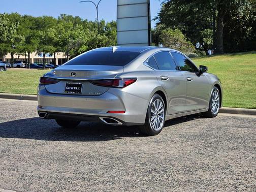 2021 Lexus ES 350 Base