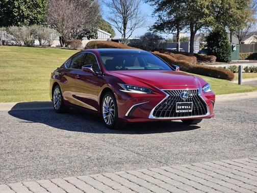 2024 Lexus ES 350 Ultra Luxury