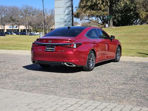 2024 Lexus ES 350 Ultra Luxury