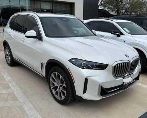 Mineral White Metallic 2026 BMW X5 sDrive40i