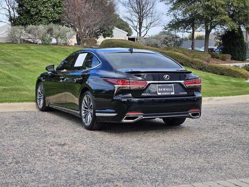 2019 Lexus LS 500 Base