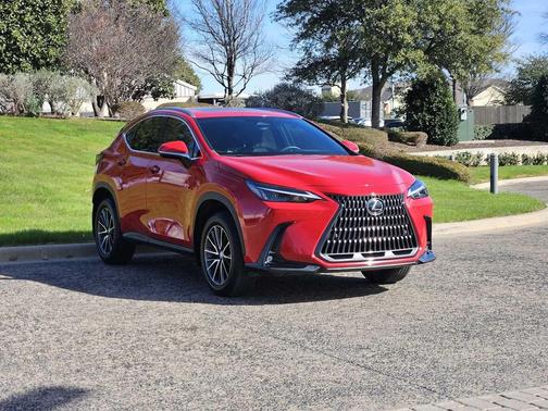 2024 Lexus NX 250 Premium