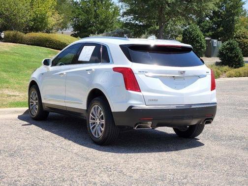 Photo 3 of 20 of 2019 Cadillac XT5 Luxury