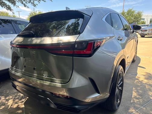 Atomic Silver 2025 Lexus NX 250 Premium