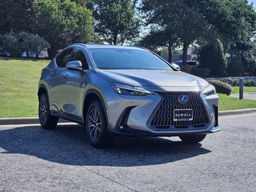 Atomic Silver 2025 Lexus NX 250 Premium