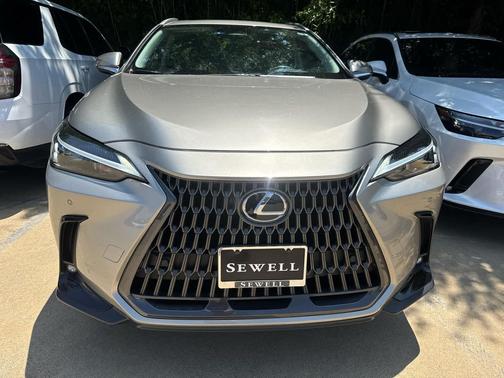 Atomic Silver 2025 Lexus NX 250 Premium