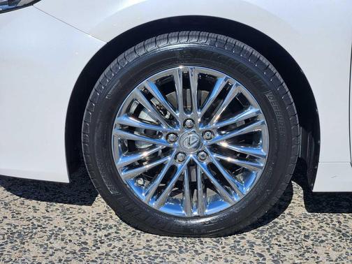 2017 Lexus ES 350 Base