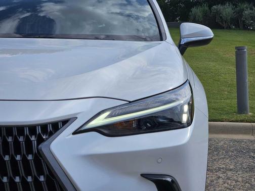2024 Lexus NX 250 Premium