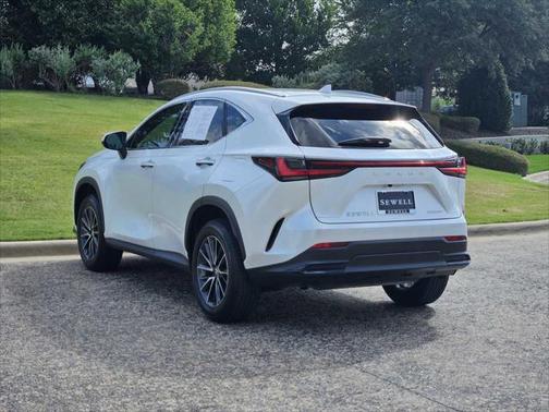 2024 Lexus NX 250 Premium